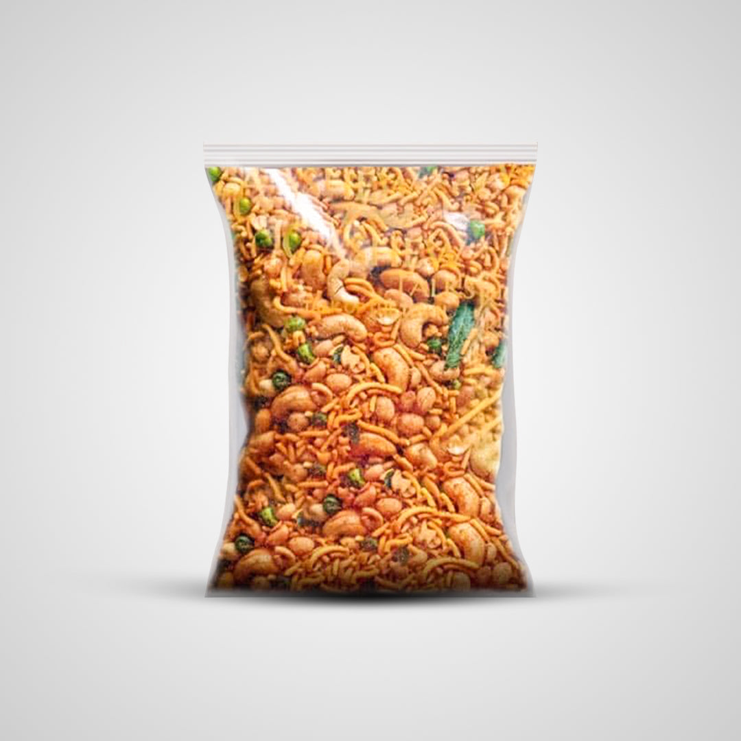 Mixture with Garlic Cashew and Devilled Peanuts